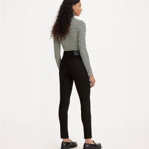 Women’s Levi’s 721 Hi Skinny Jeans Size 18WM 👖